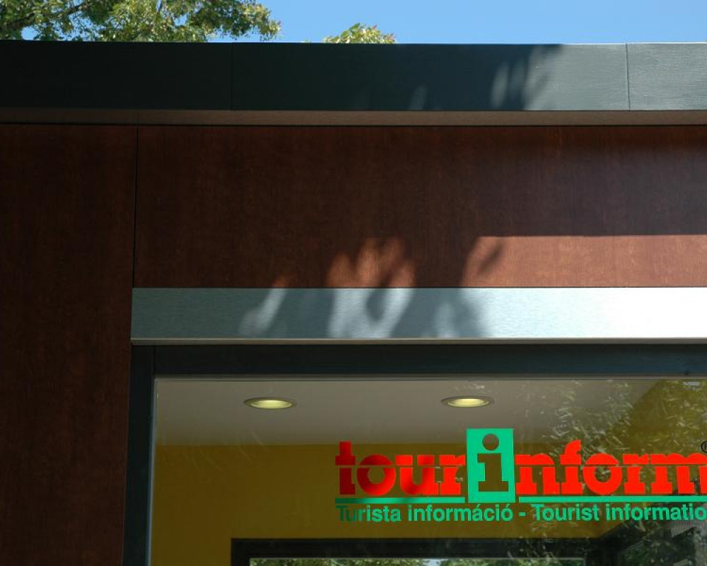 DV-12 Árusító, vagy Turisztikai információs pavilon