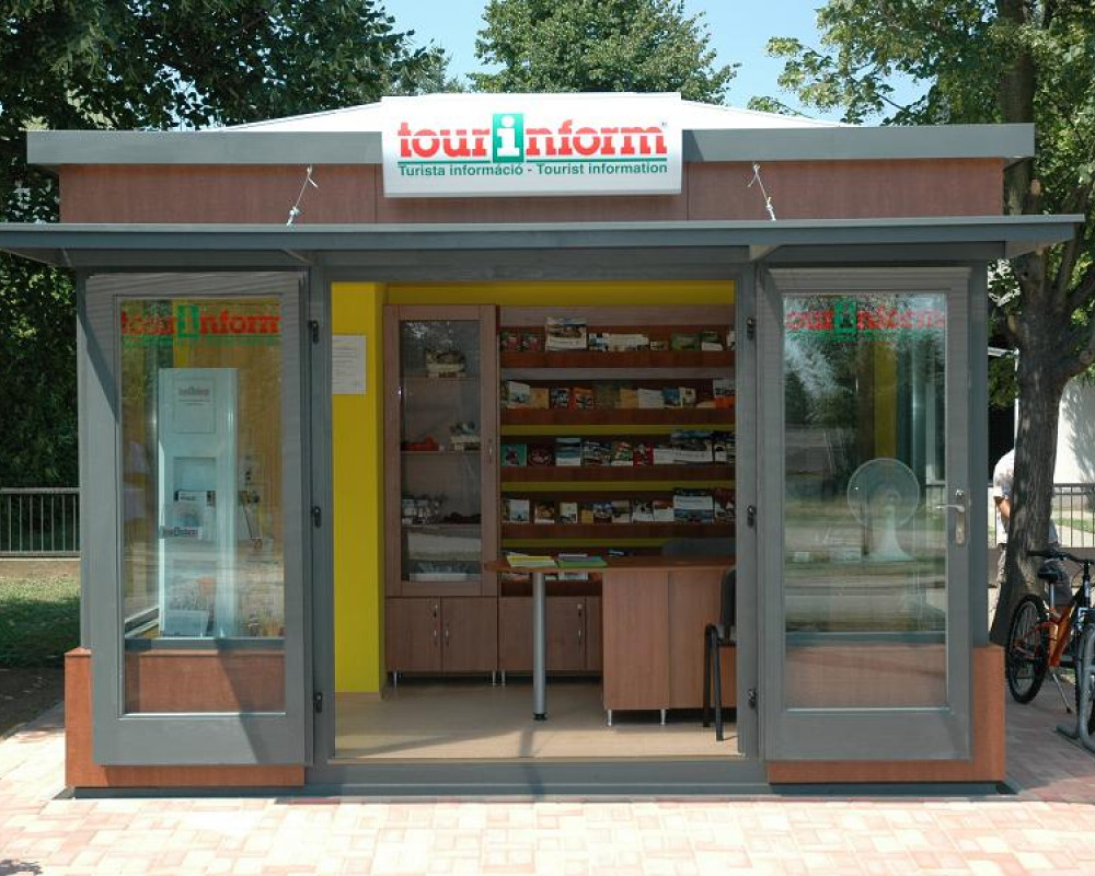 DV-12 Árusító, vagy Turisztikai információs pavilon