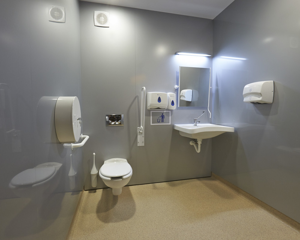 SZP-THW-14 WC épület SZP-THW-14 WC épület