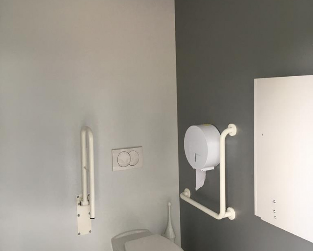 SZP-THW-22 WC épület SZP-THW-22 WC épület