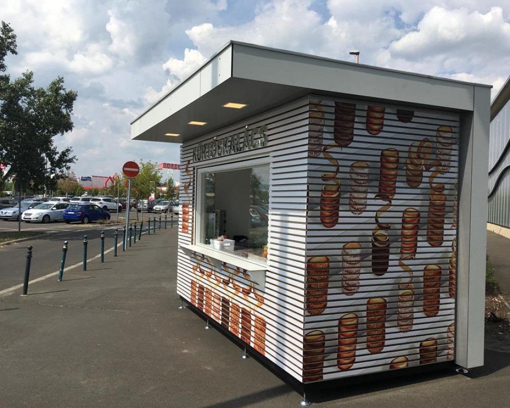SZT-THW-8 kürtöskalács árus SZT-THW-8 kürtöskalács árus