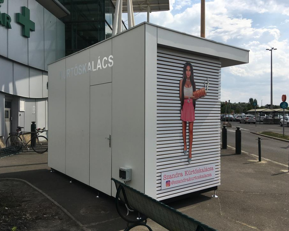 SZT-THW-8 kürtöskalács árus SZT-THW-8 kürtöskalács árus