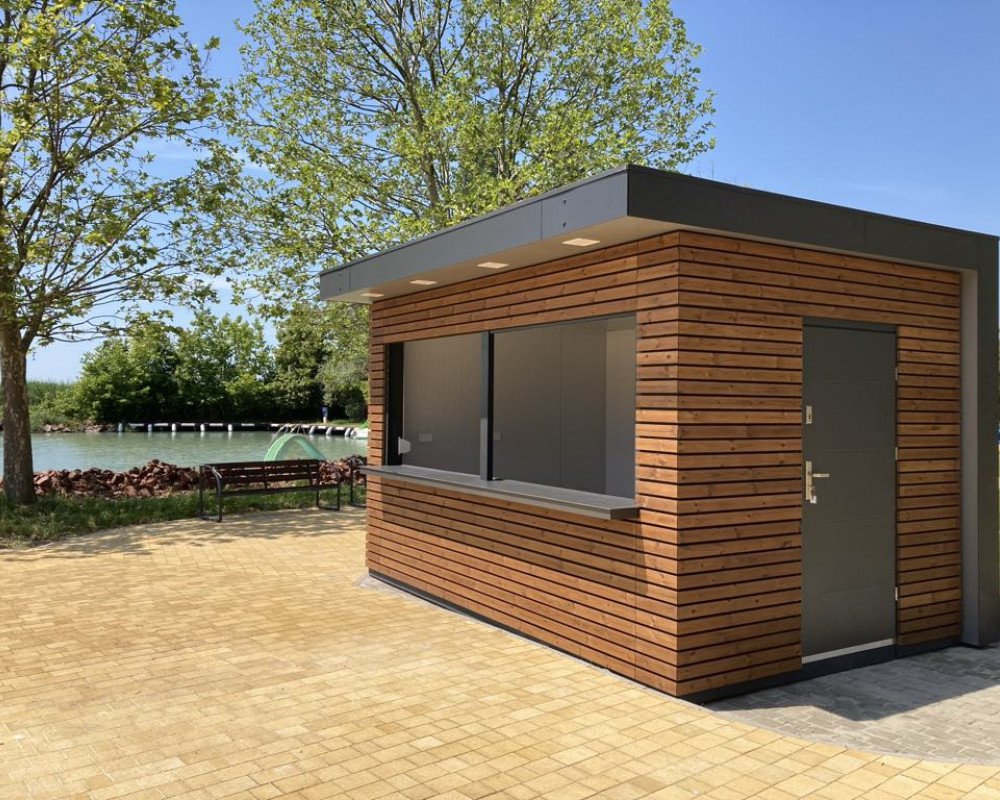 SZT-THW-13 árusító pavilon