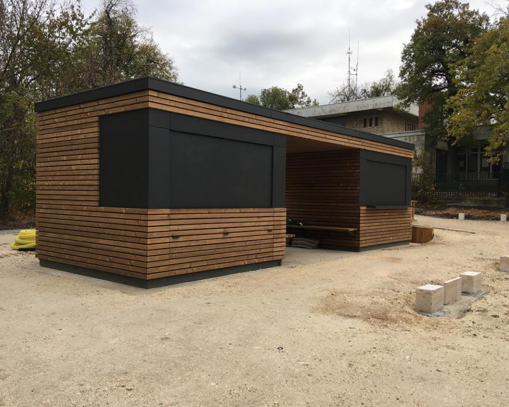TR-THW-10&10 - Büfé pavilon esőbeállóval TR-THW-10&10 - Büfé pavilon esőbeállóval